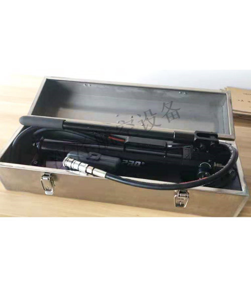 飛機(jī)手搖反推泵